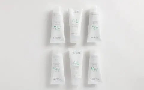 Sześć tubek pasty do zębów AP24 Nu Skin. Szukasz informacji o pasta ap-24 skutki uboczne?